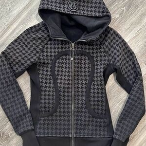lululemon athletica Black and Charcoal Houndstooth Scuba Hoodie